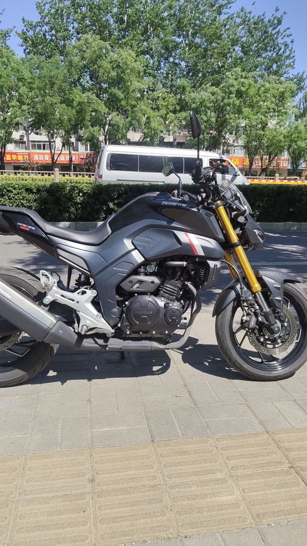 二手豪爵XCR300