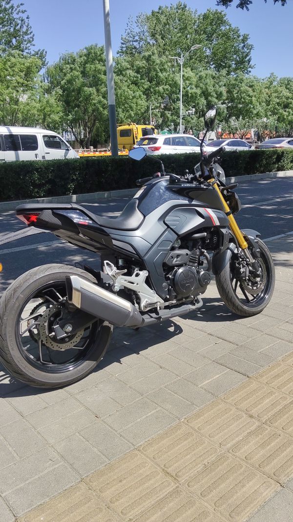 二手豪爵XCR300