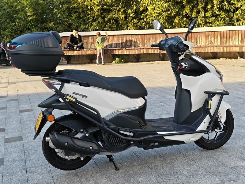二手QJMOTOR鸿150RS