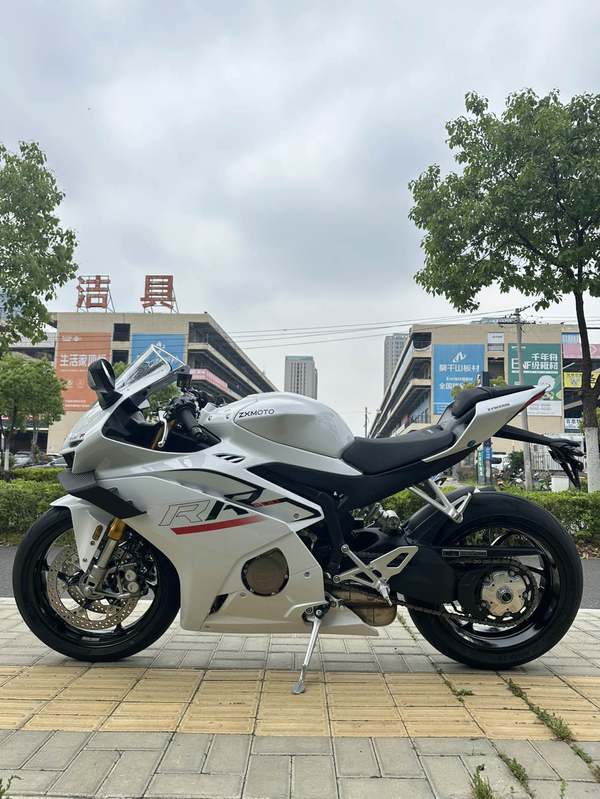 二手张雪机车500RR