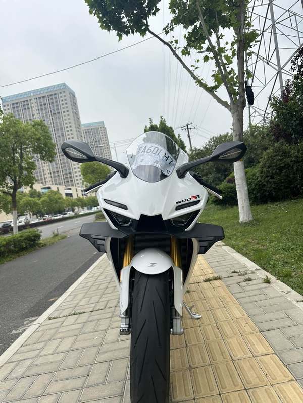 二手张雪机车500RR