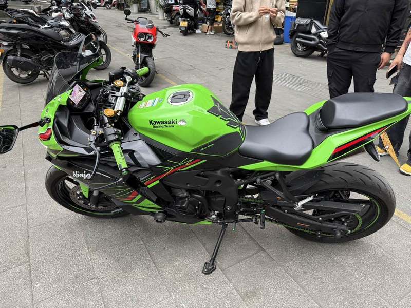 二手川崎ZX-4R