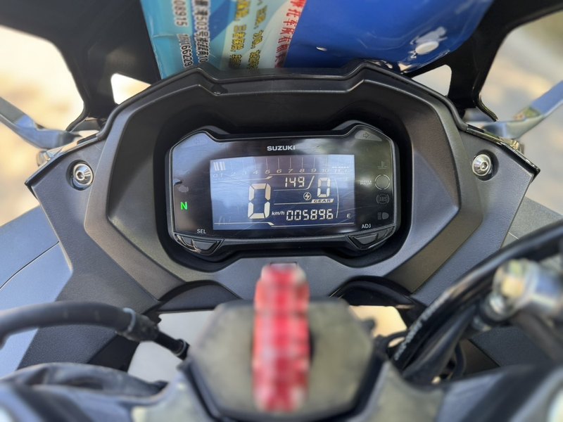 二手豪爵铃木GSX250R