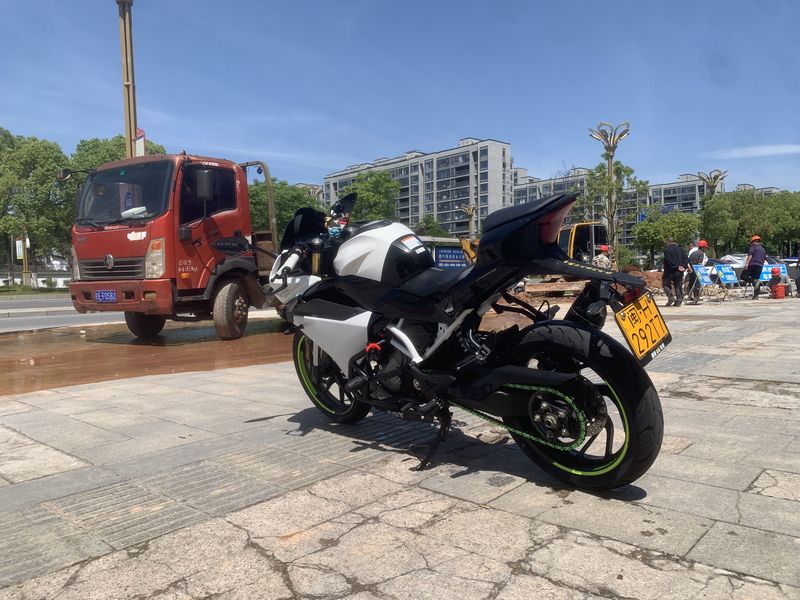二手春风250SR