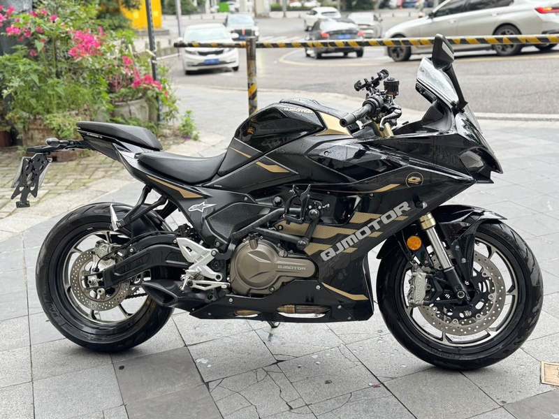 二手QJMOTOR赛550