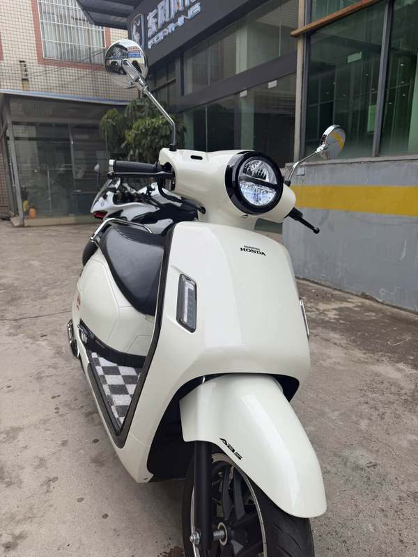 二手新大洲本田NS125LA