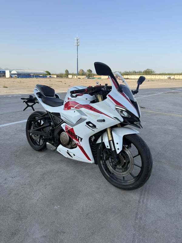 二手QJMOTOR赛250