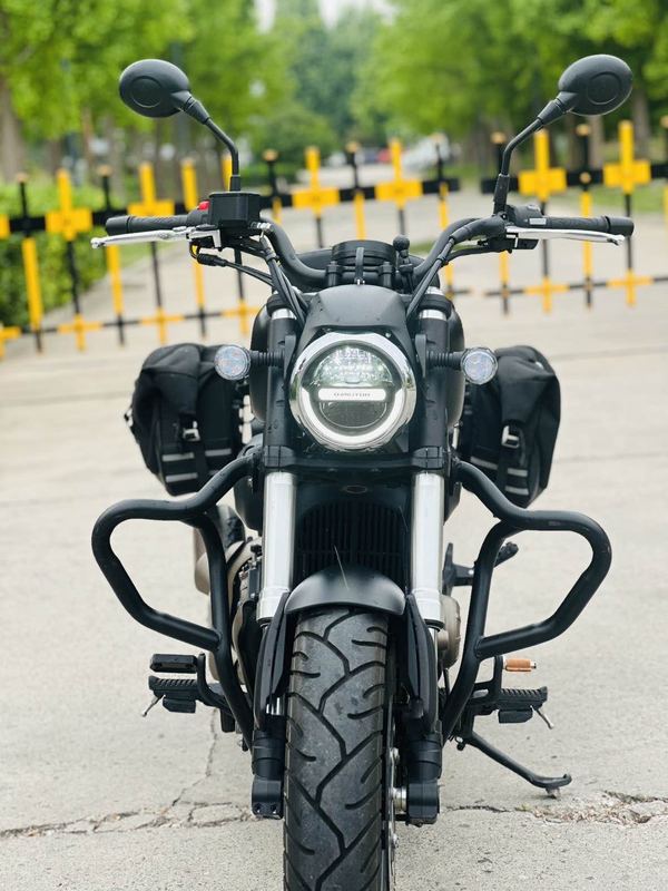 二手QJMOTOR闪300