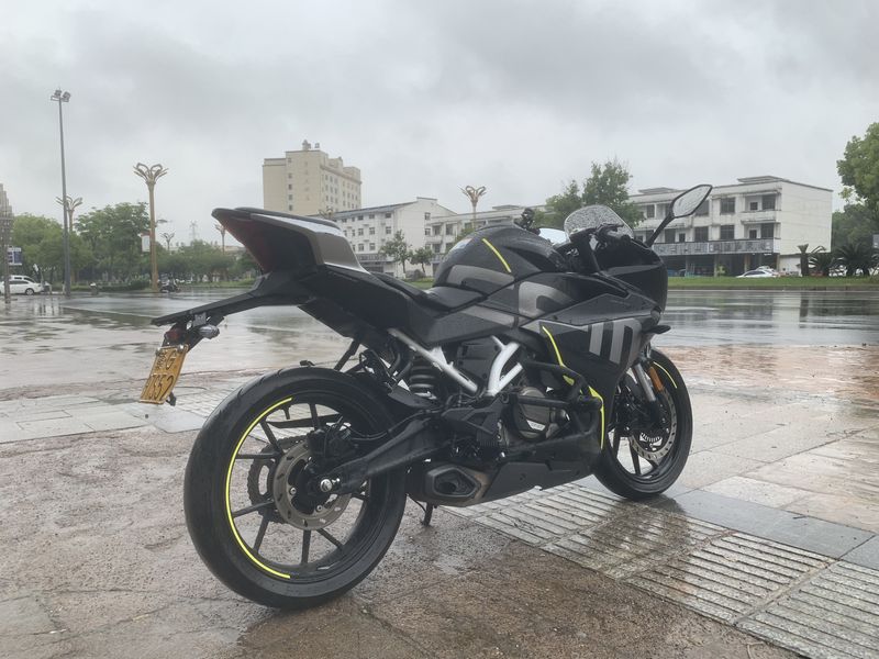 二手春风250SR