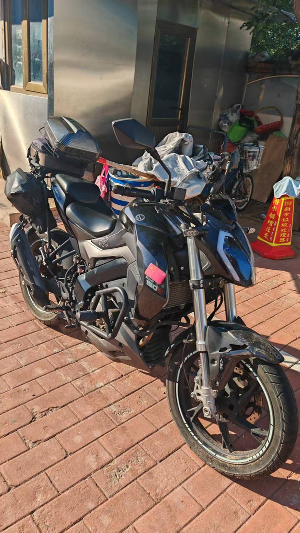 二手贝纳利小迅龙 BN150S