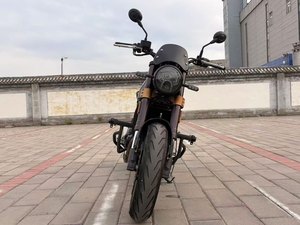 二手贝纳利幼狮 Leoncino 500