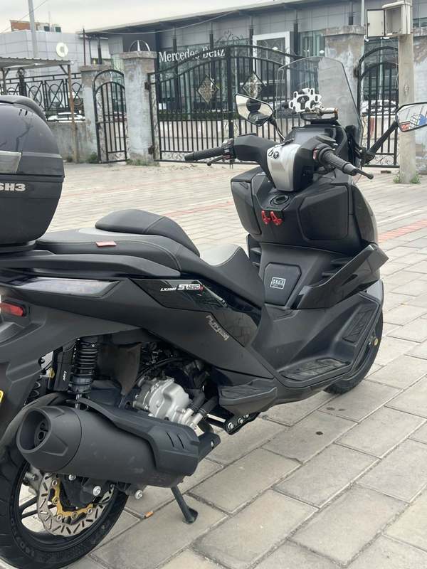 二手无极SR250GT