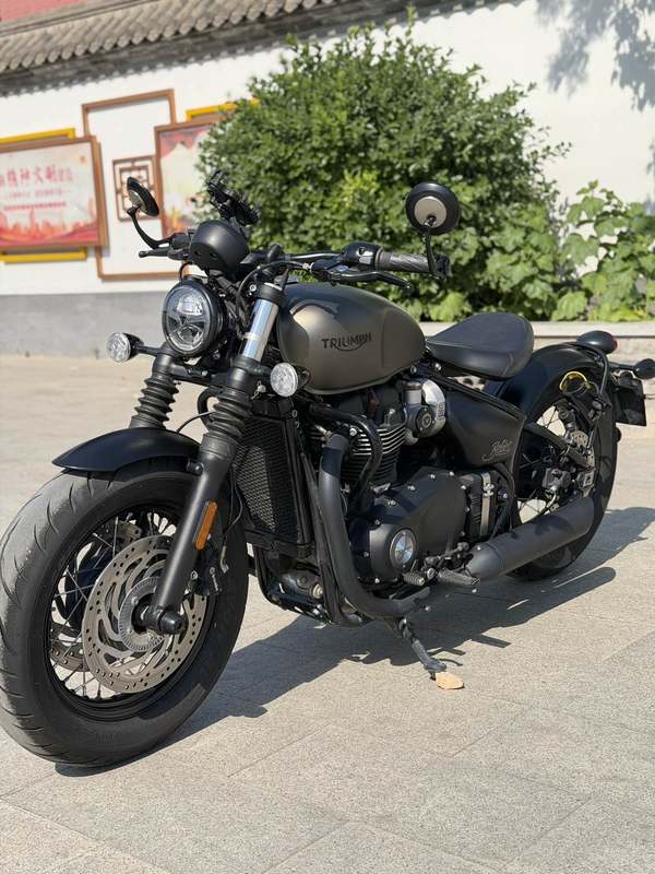 二手凯旋Bonneville Bobber
