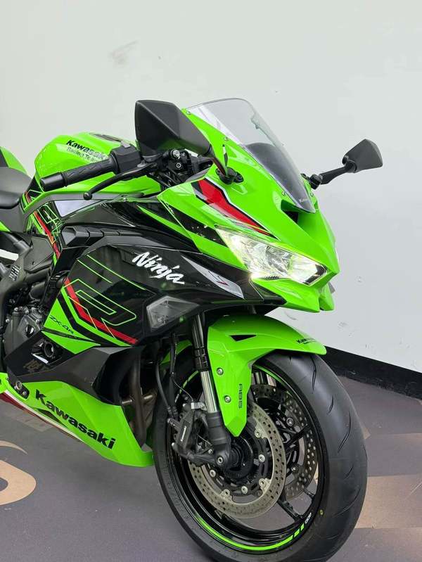 二手川崎ZX-4R