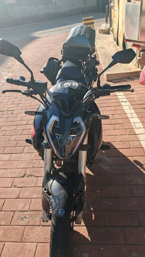 二手贝纳利小迅龙 BN150S