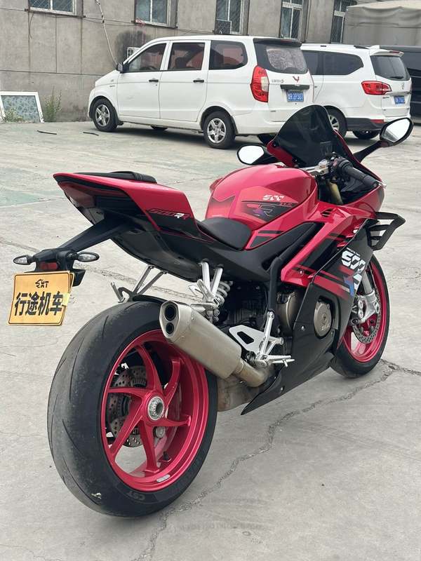 二手张雪机车500RR