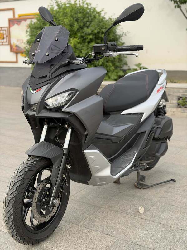 二手阿普利亚SR GT 200