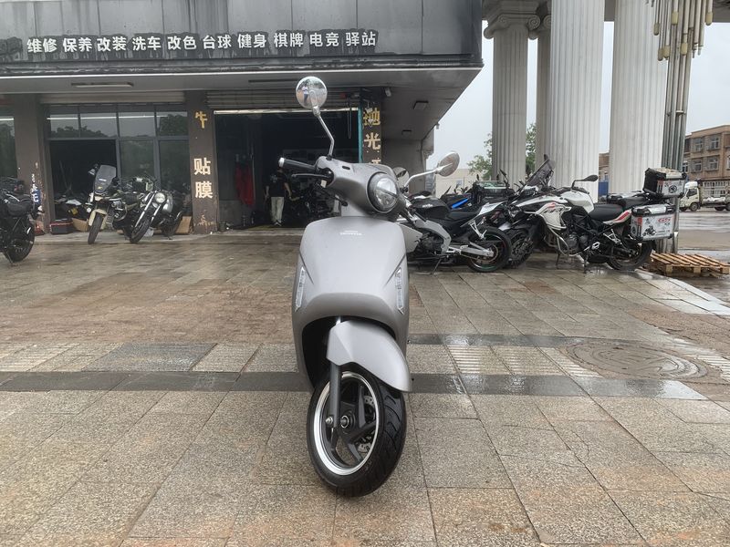 二手新大洲本田NS125LA