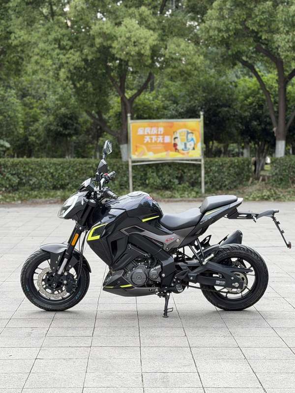 二手贝纳利小迅龙 BN150S