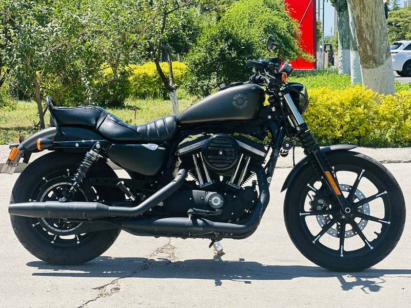 二手哈雷戴维森Iron883 硬汉