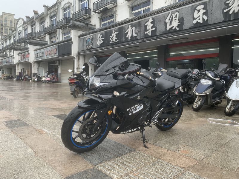 二手豪爵铃木GSX250R