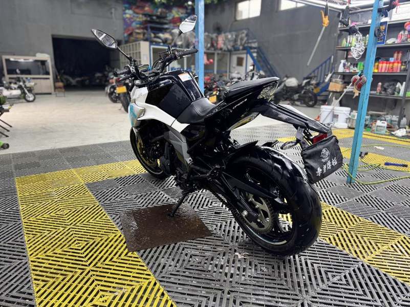 二手春风400NK