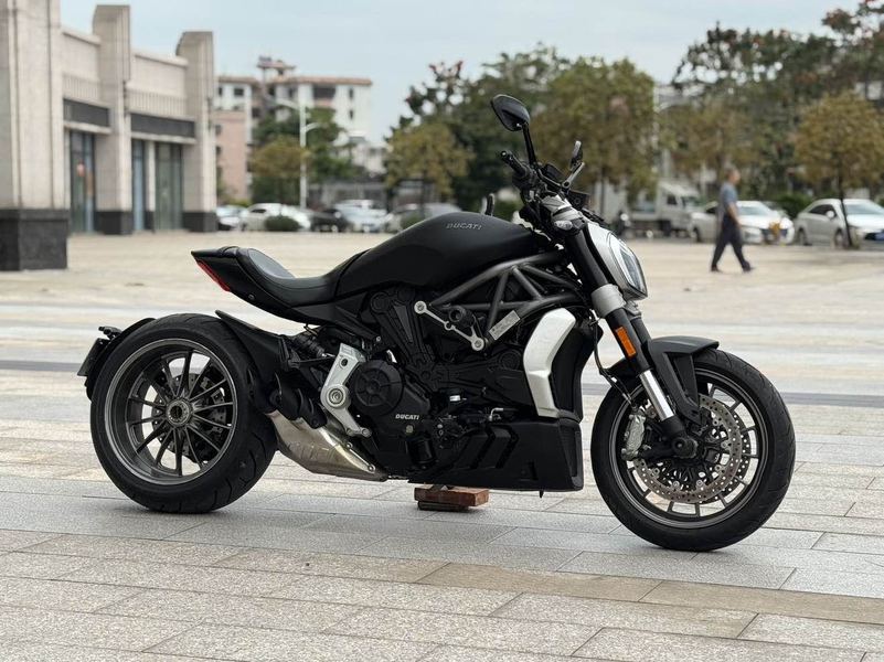 二手杜卡迪Diavel 