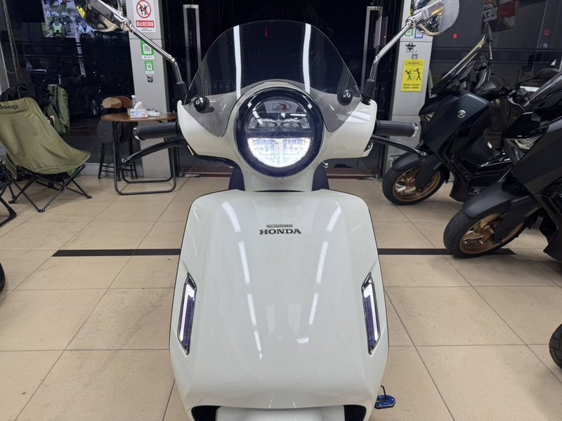 二手新大洲本田NS125LA