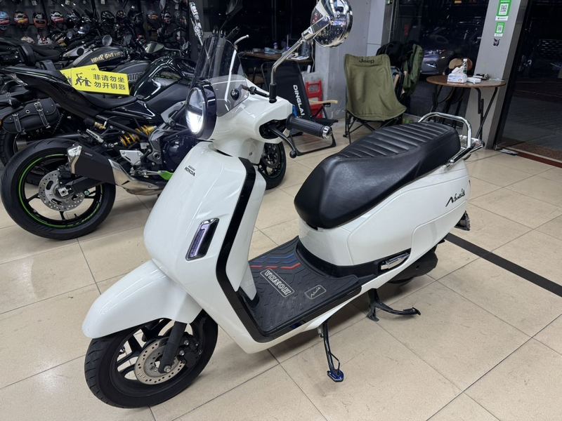二手新大洲本田NS125LA
