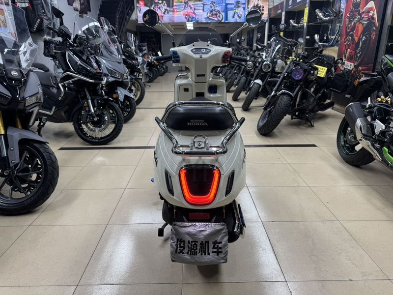 二手新大洲本田NS125LA