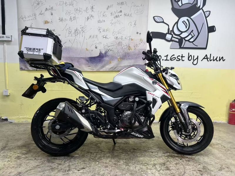 二手豪爵DR300