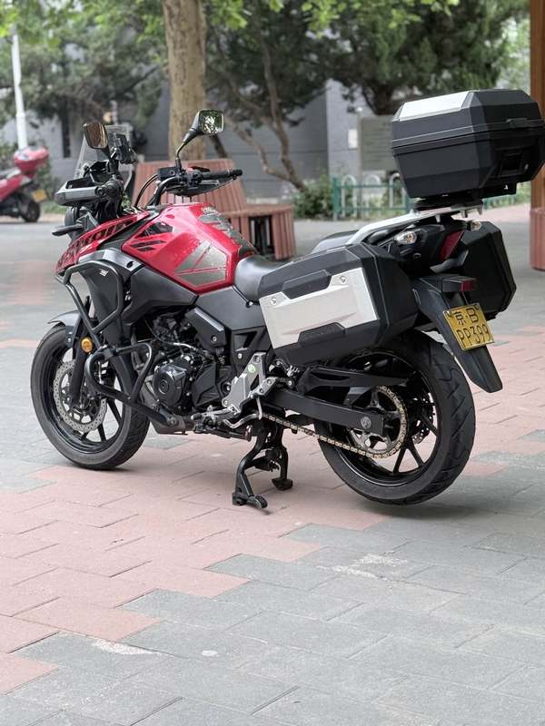 二手豪爵铃木DL250