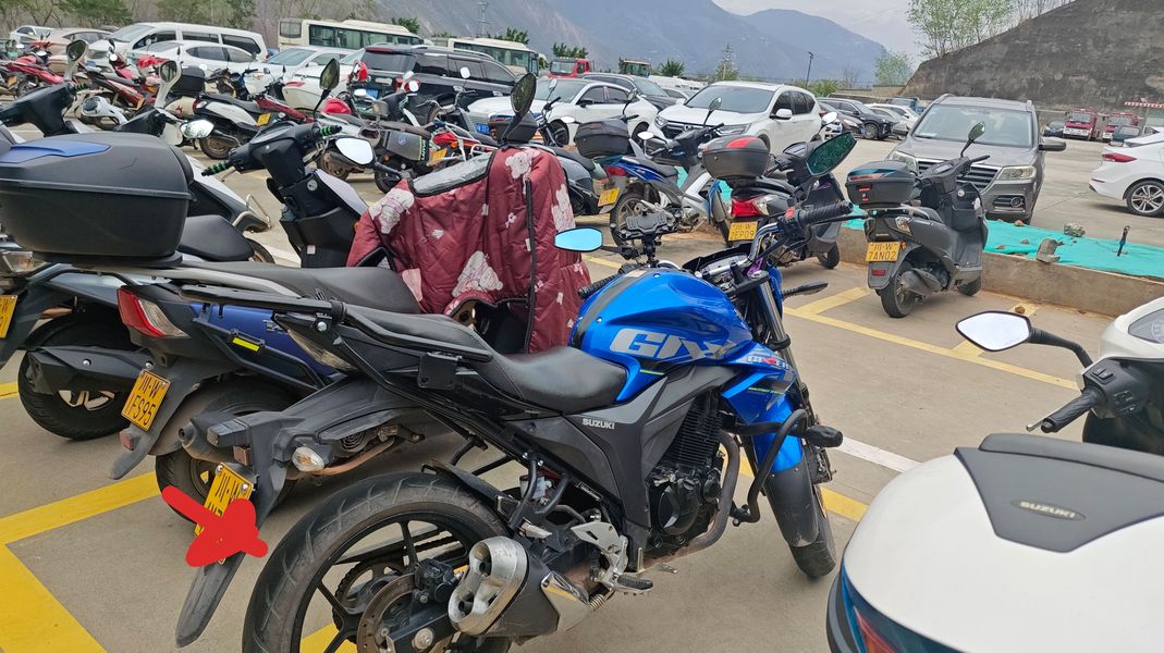 二手济南铃木极客飒 Gixxer 155 NK