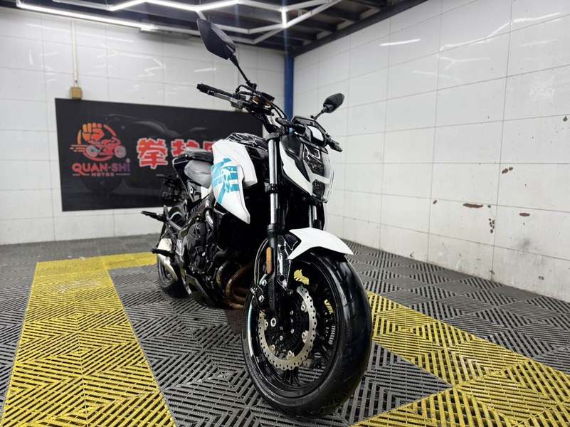 二手春风400NK