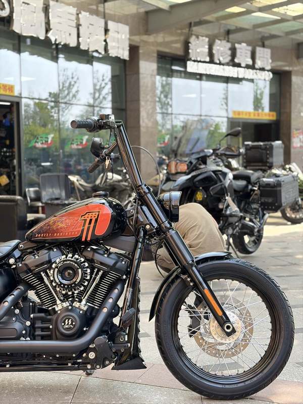 二手哈雷戴维森街霸 Street Bob