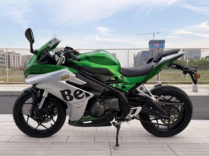 二手贝纳利龙卷风 Tornado 252R