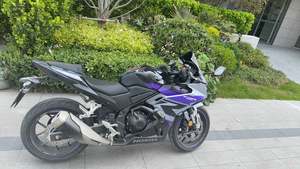 二手本田CBR400R