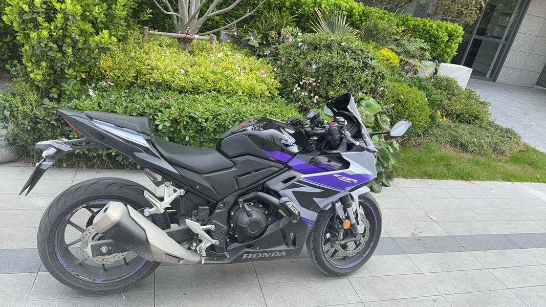 二手本田CBR400R