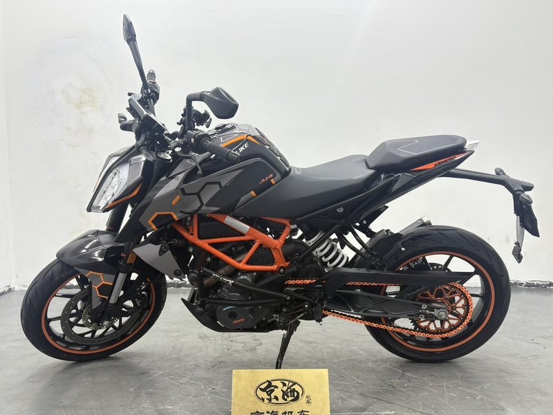 二手KTMR2R390 Duke