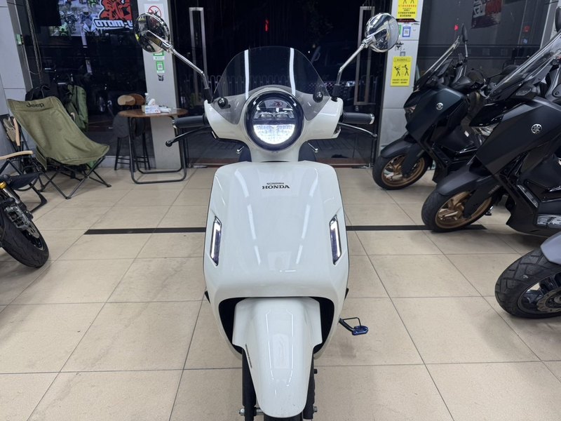 二手新大洲本田NS125LA