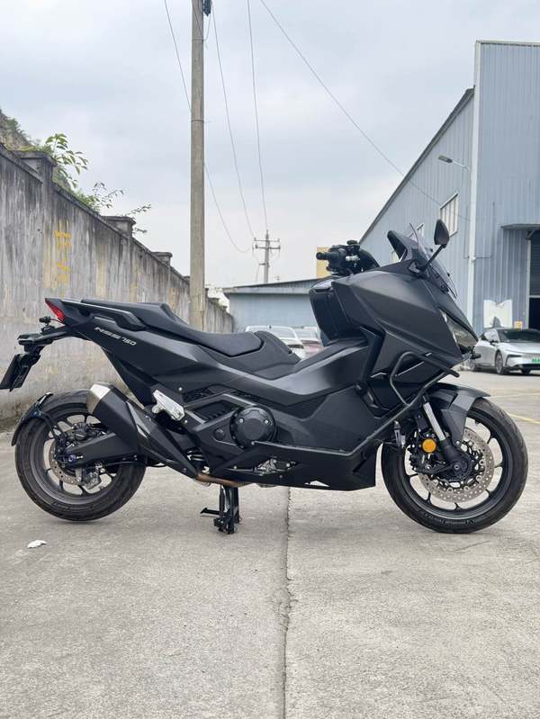 二手本田NSS750