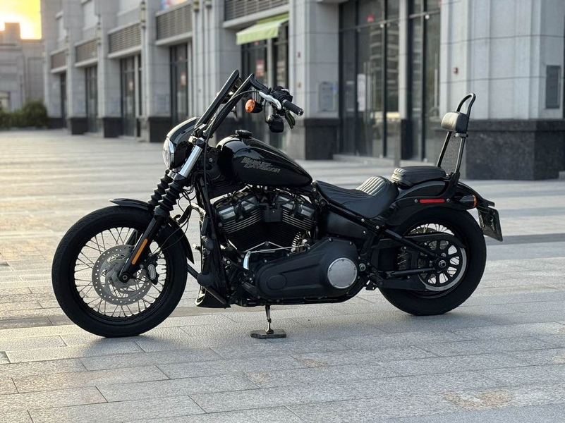 二手哈雷戴维森街霸 Street Bob