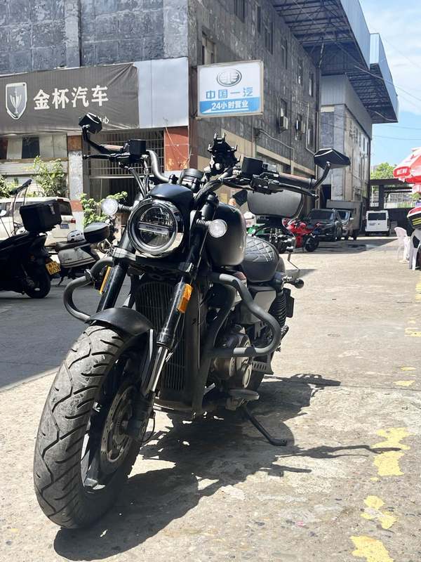 二手QJMOTOR闪300