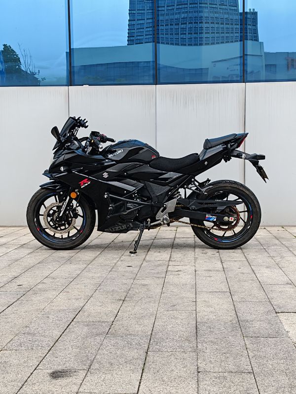 二手豪爵铃木GSX250R