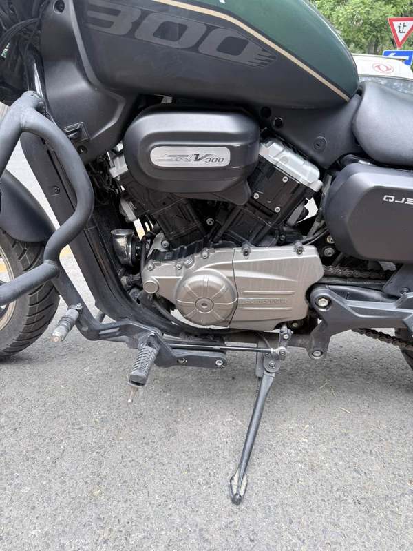 二手QJMOTOR闪300
