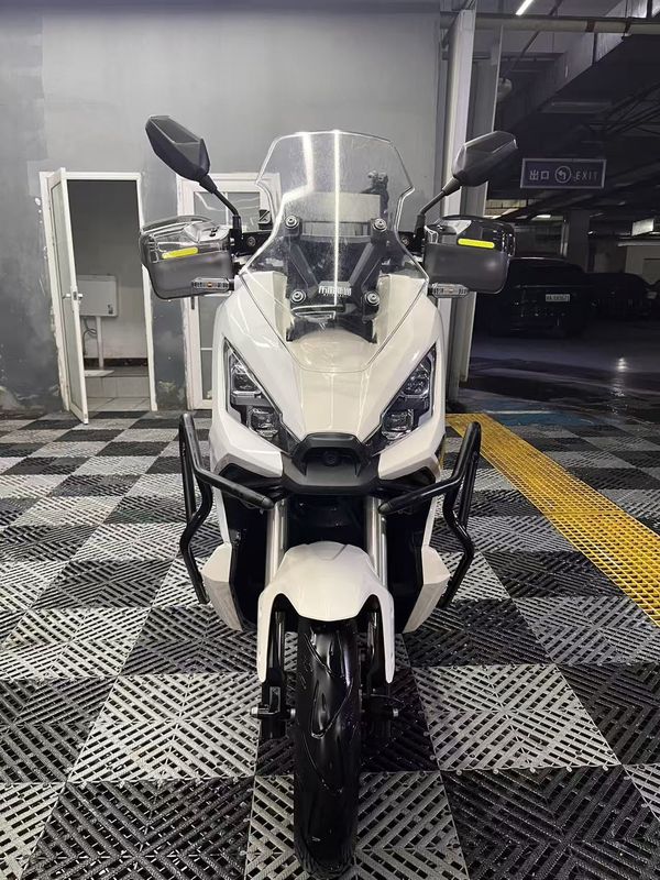 二手布雷斯通极宙 ADV150