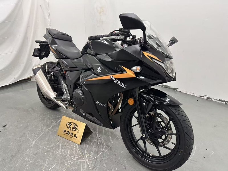 二手豪爵铃木GSX250R