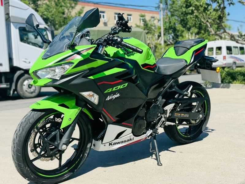 二手川崎Ninja 400