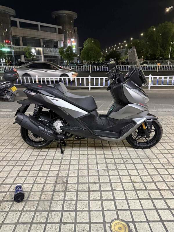 二手无极SR250GT