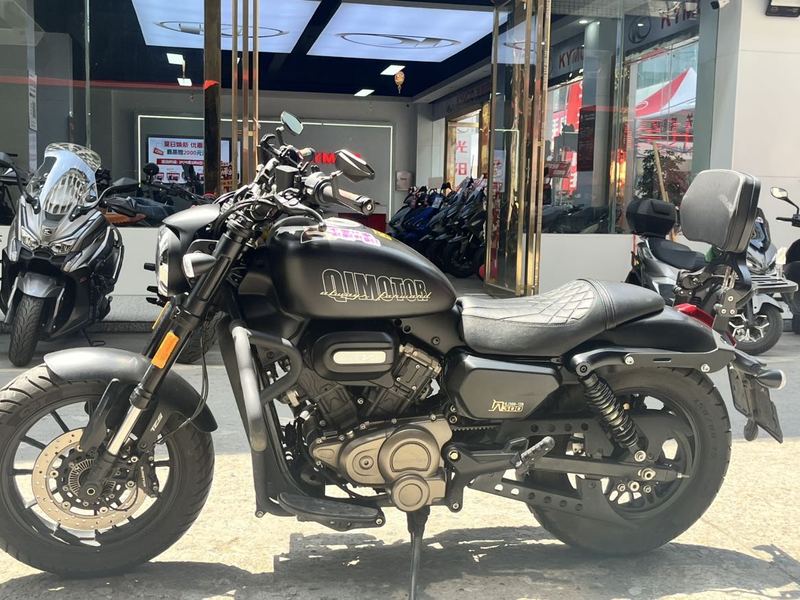 二手QJMOTOR闪300